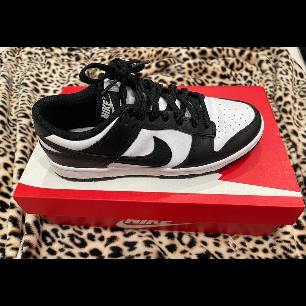 Nike Panda Dunks 🐼🖤